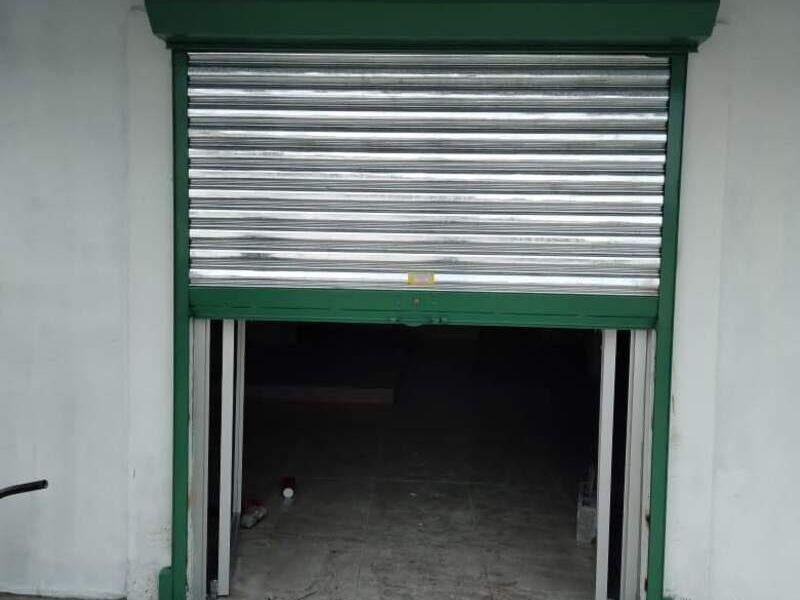 Puertas enrollables Ciudad de Panamá - Herrería Barrios | Construex